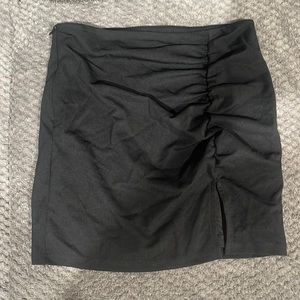 Zip up skirt, Color: Black, Size: 4